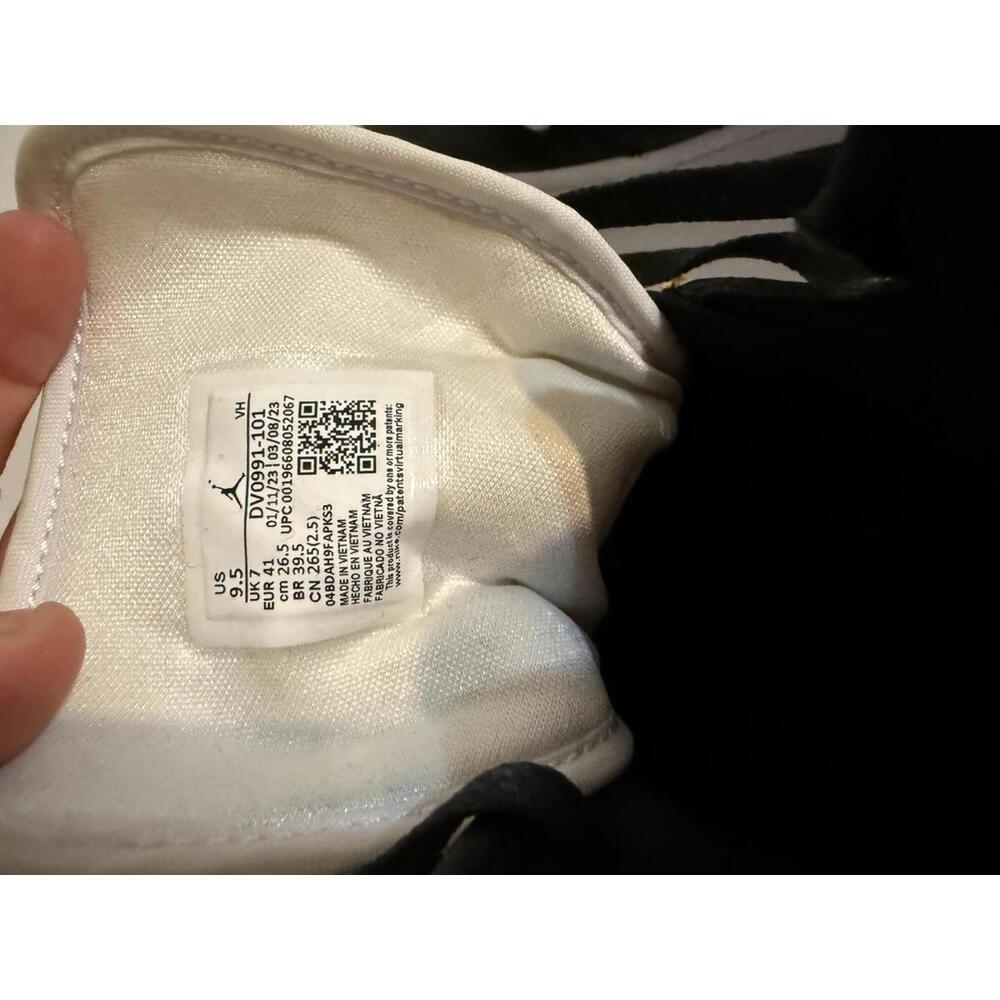Jordan 1 Mid Panda Black White Sneakers Women’s 9.5 DV0991-101 Brand New w Box - Picture 6 of 11